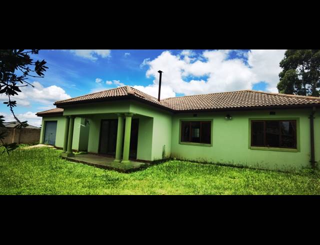 3 BEDROOM FREESTANDING FOR SALE IN MERRIVALE